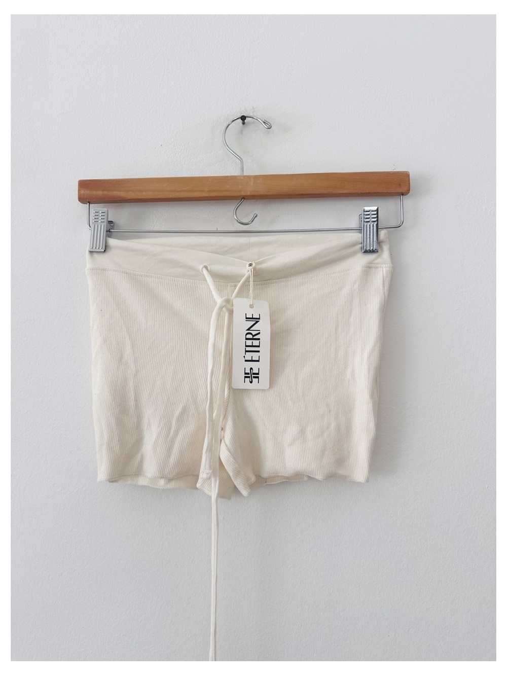 NWT Eterne Drawstring shorts in Cream size XS short shorts